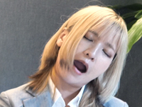 �Ö�
